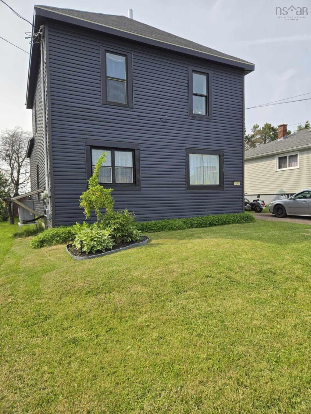 7 Foundry Street, Amherst, NS