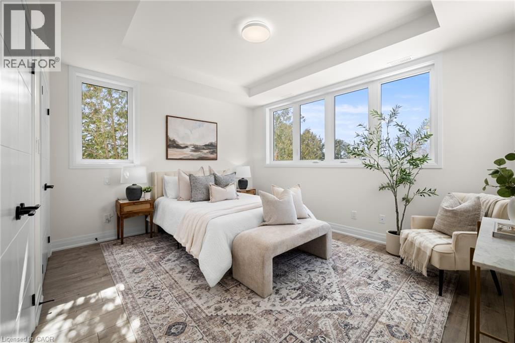 82 Chalmers Street N, Cambridge, ON - Indoor Photo Showing Bedroom