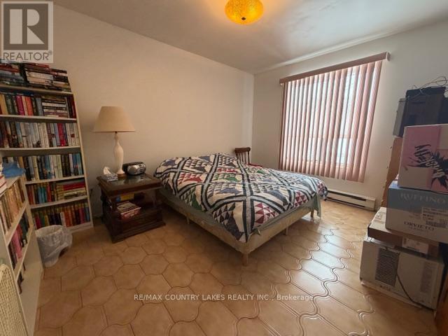 Bedroom 3 - 4 Macpherson Crescent, Kawartha Lakes, ON - Indoor Photo Showing Bedroom