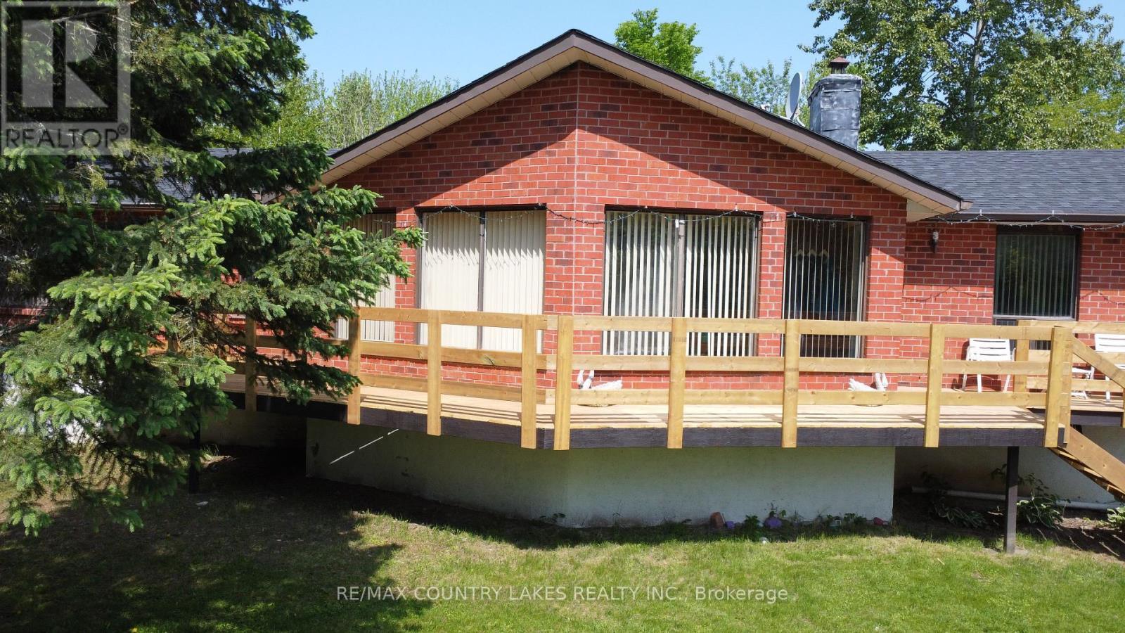 4 Macpherson Crescent, Kawartha Lakes, ON - Outdoor