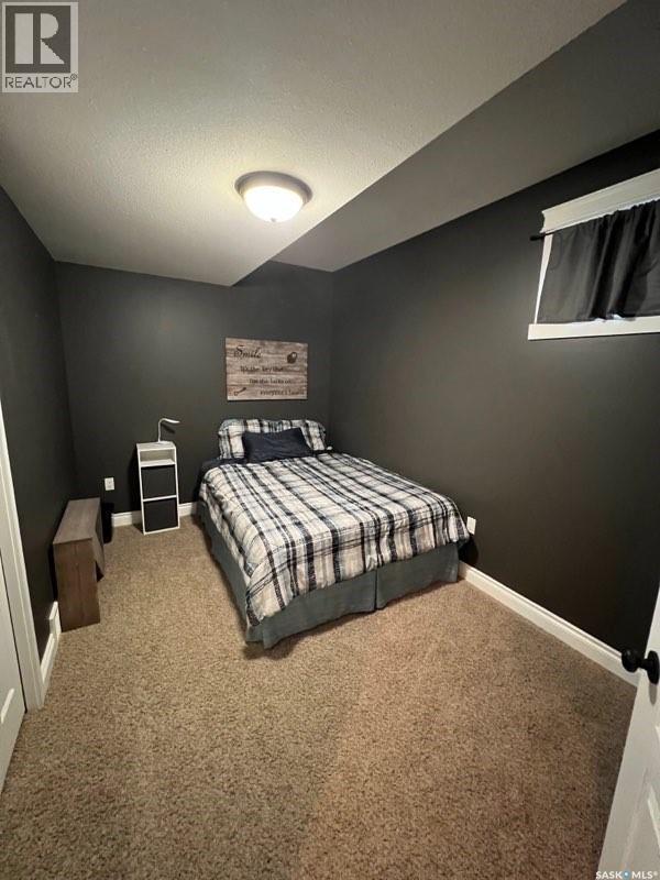 4 Ross Drive, Yorkton, SK - Indoor Photo Showing Bedroom