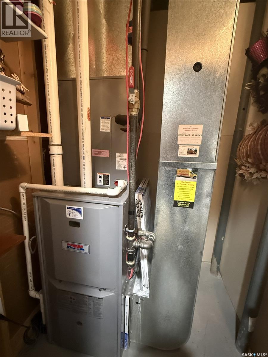 4 Ross Drive, Yorkton, SK - Indoor Photo Showing Basement