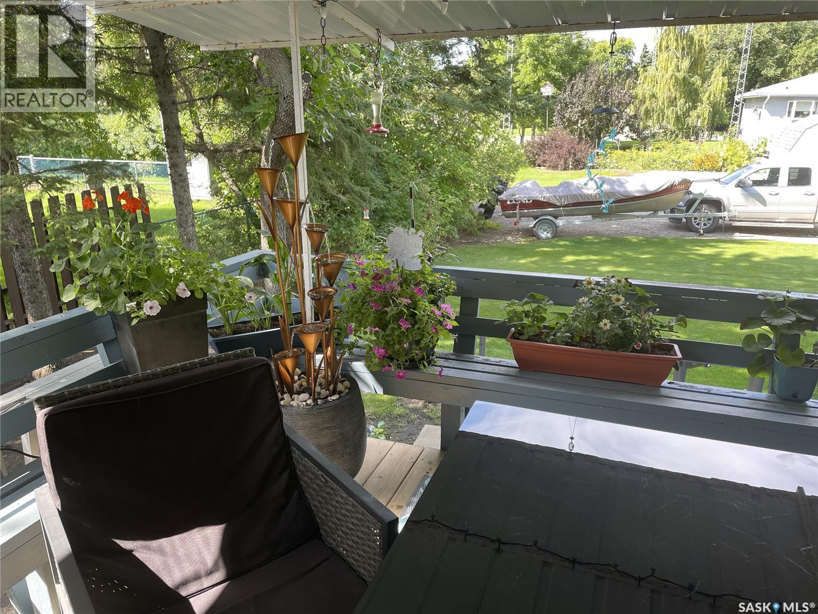 360 2Nd Avenue E, Englefeld, SK - Outdoor