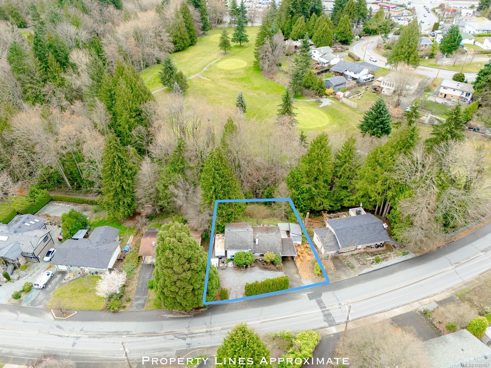 395 Dogwood Dr, Ladysmith, BC