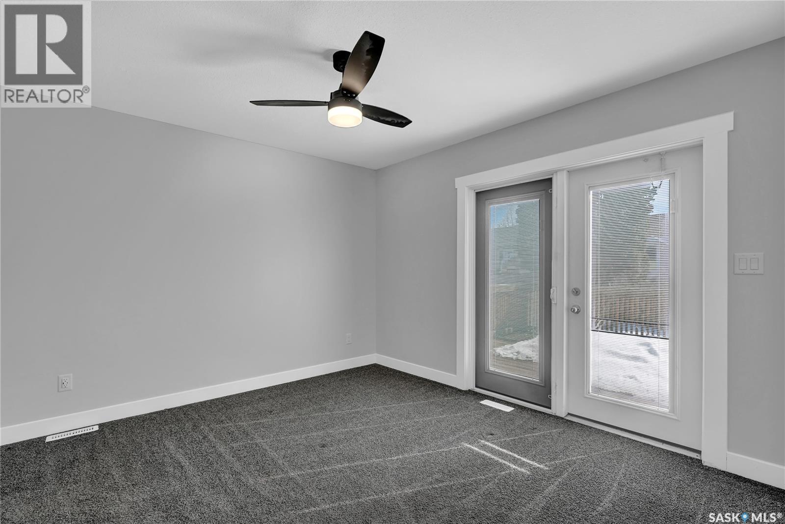 3347 Coughlin Bay E, Regina, SK - Indoor Photo Showing Other Room