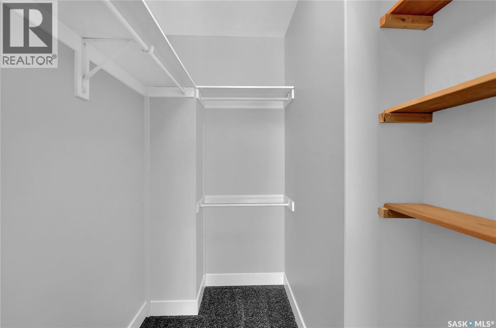 3347 Coughlin Bay E, Regina, SK - Indoor With Storage