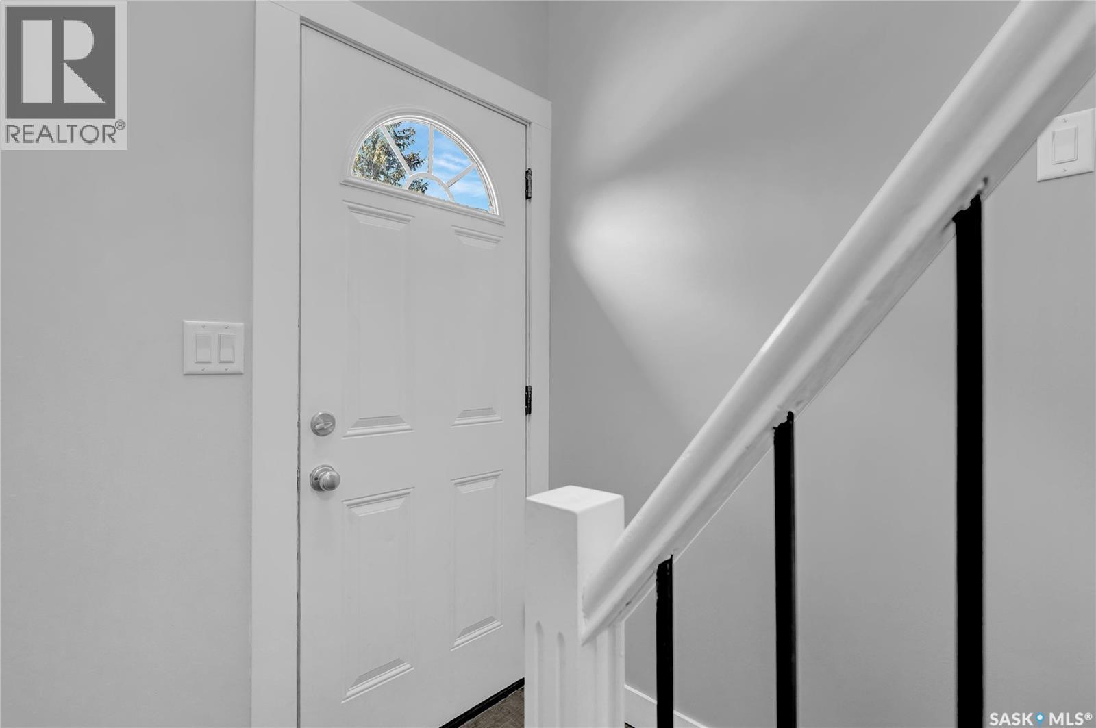 3347 Coughlin Bay E, Regina, SK - Indoor Photo Showing Other Room