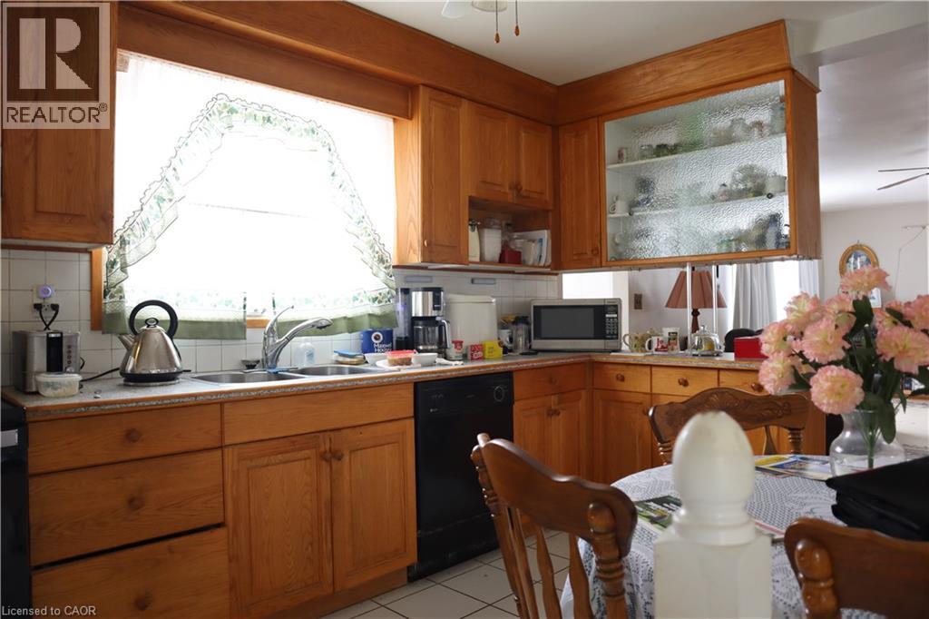 288 First Avenue, Welland, ON - Indoor