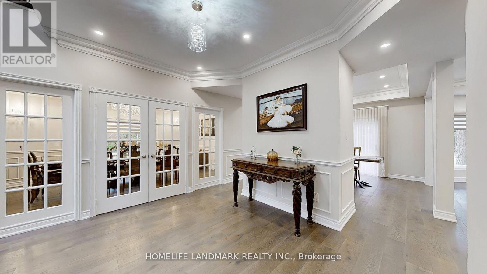 16 Crescentview Road, Richmond Hill, ON - Indoor Photo Showing Other Room