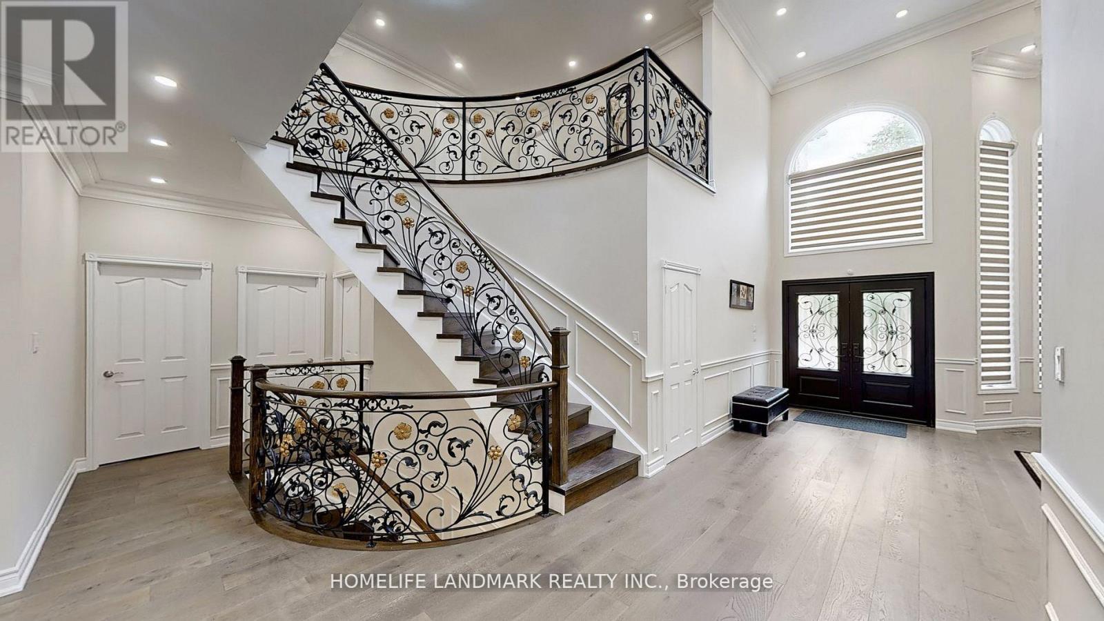 16 Crescentview Road, Richmond Hill, ON - Indoor Photo Showing Other Room