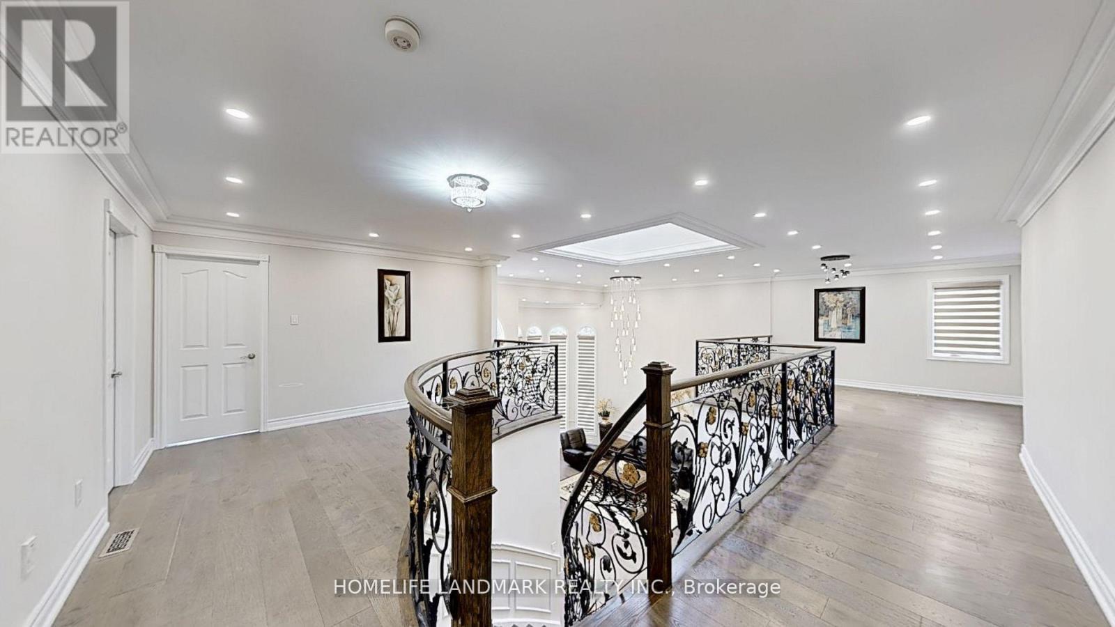 16 Crescentview Road, Richmond Hill, ON - Indoor Photo Showing Other Room