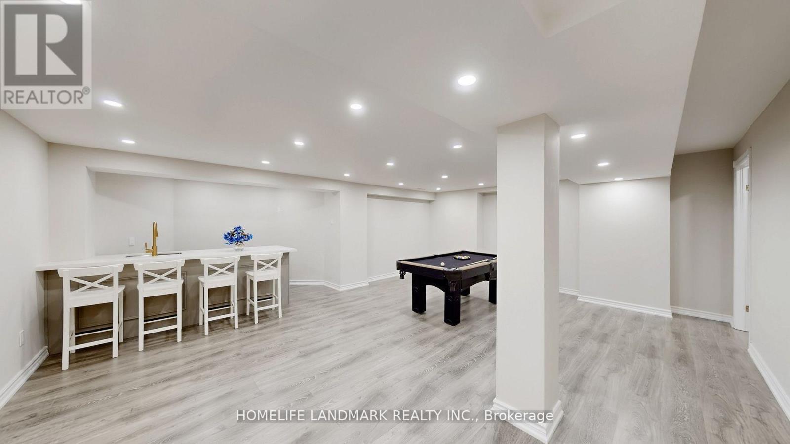16 Crescentview Road, Richmond Hill, ON - Indoor