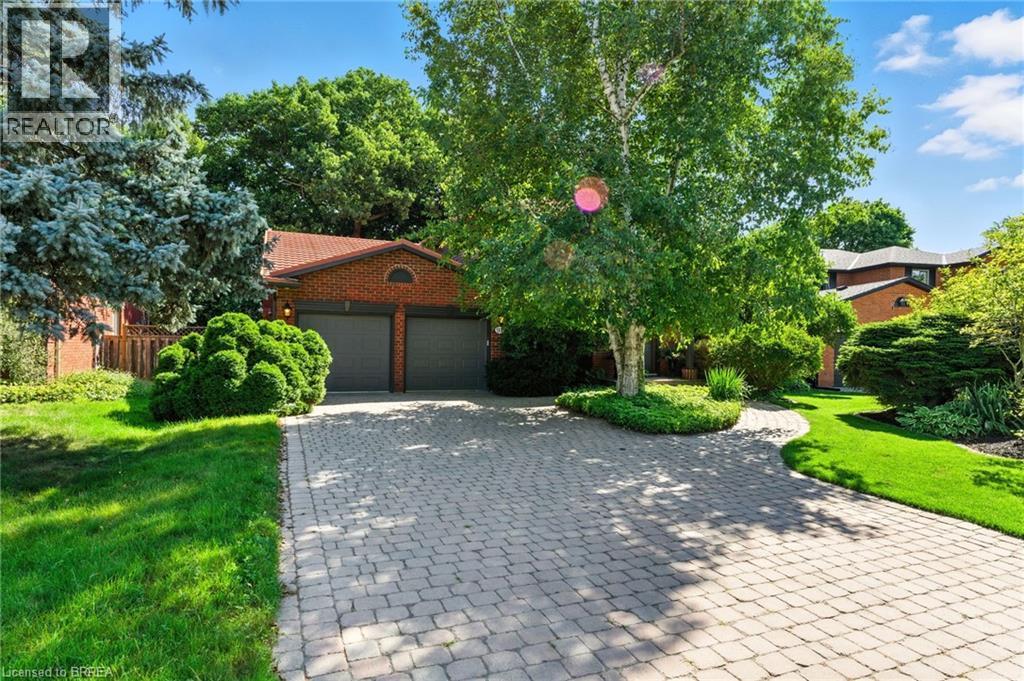 91 Abbey Close, Ancaster, ON - Outdoor