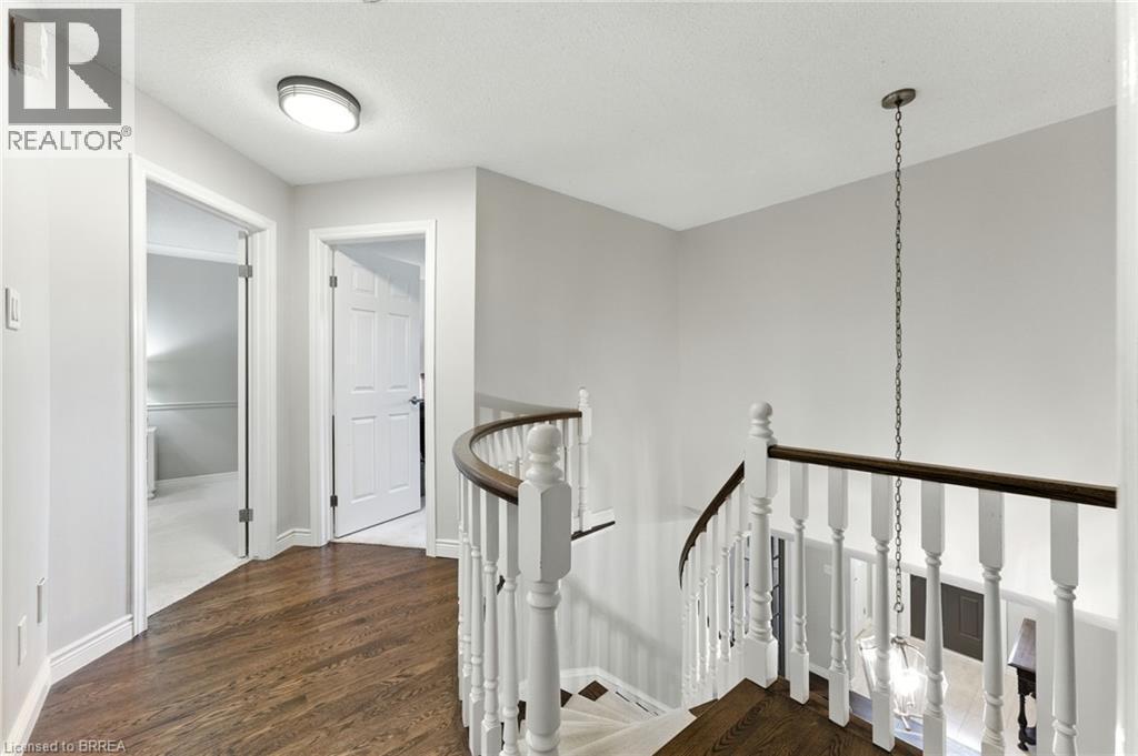 91 Abbey Close, Ancaster, ON - Indoor Photo Showing Other Room