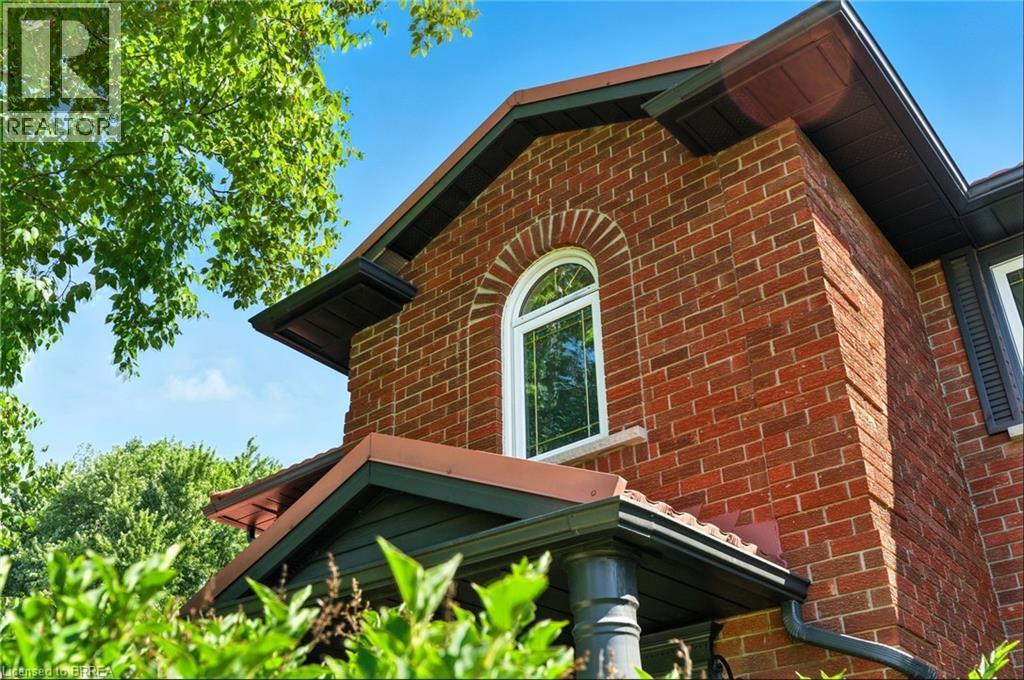 91 Abbey Close, Ancaster, ON - Outdoor
