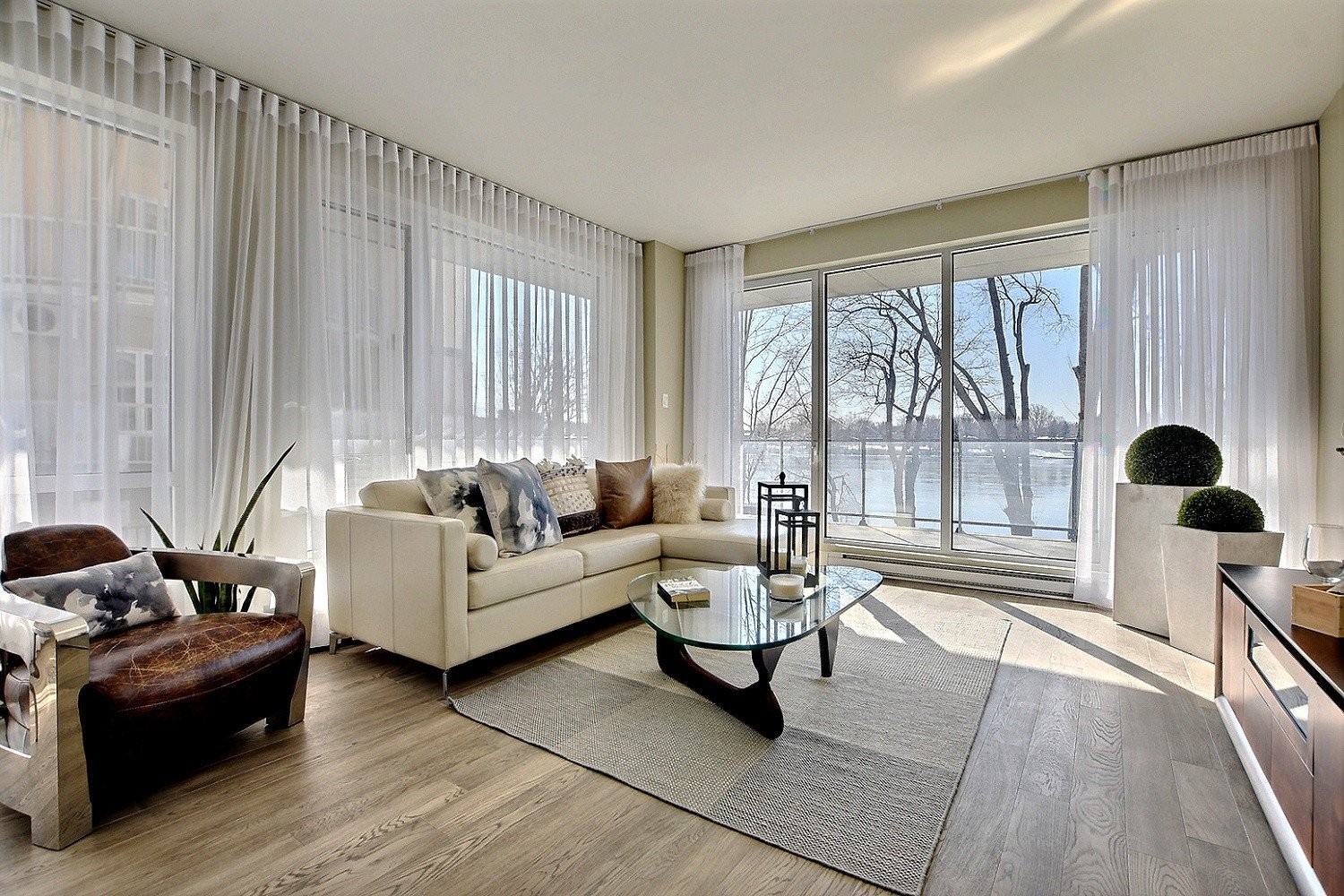 Salon - 105-510 Boul. Des Prairies, Laval (Laval-Des-Rapides), QC - Indoor Photo Showing Living Room
