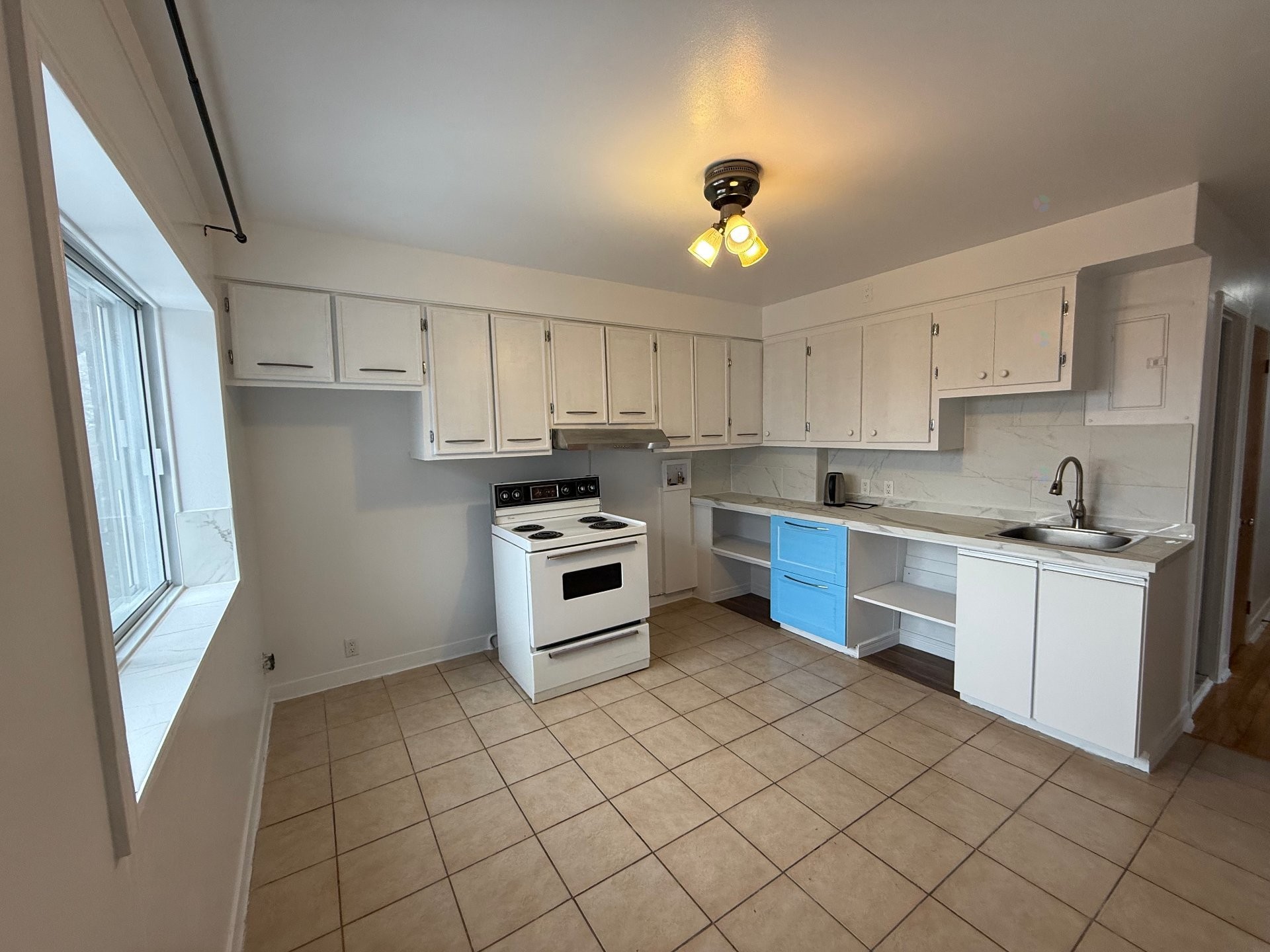 Kitchen - 4-5385 10E Avenue, Montréal (Rosemont/La Petite-Patrie), QC - Indoor Photo Showing Kitchen