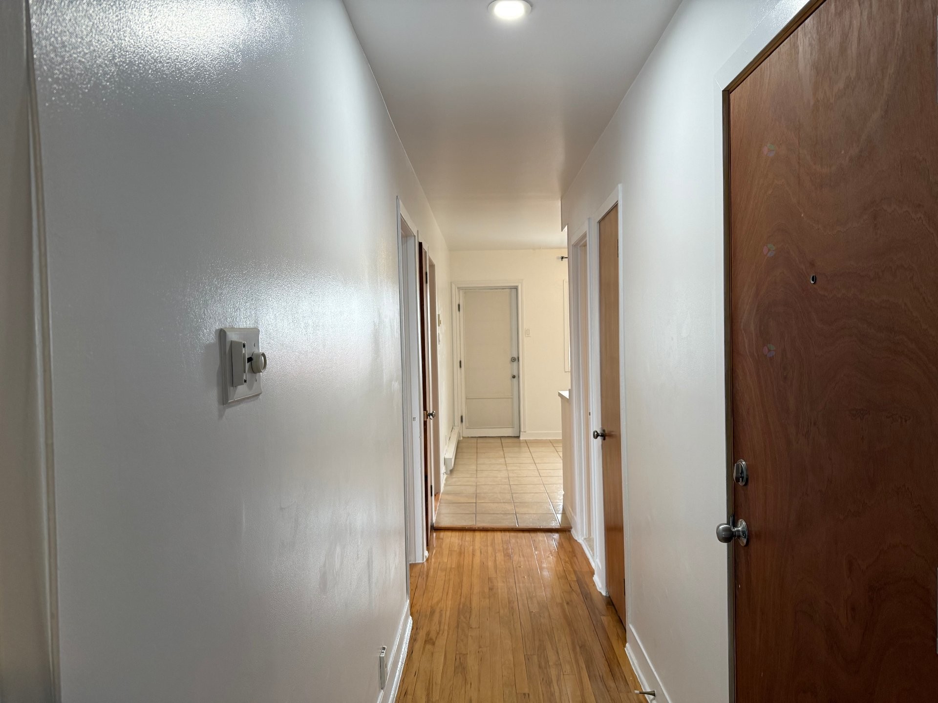 Passageway - 4-5385 10E Avenue, Montréal (Rosemont/La Petite-Patrie), QC - Indoor Photo Showing Other Room