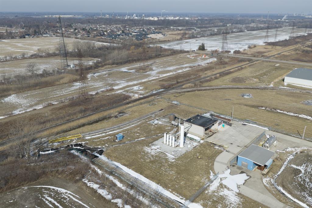 435 Polymoore Drive, St Clair, ON