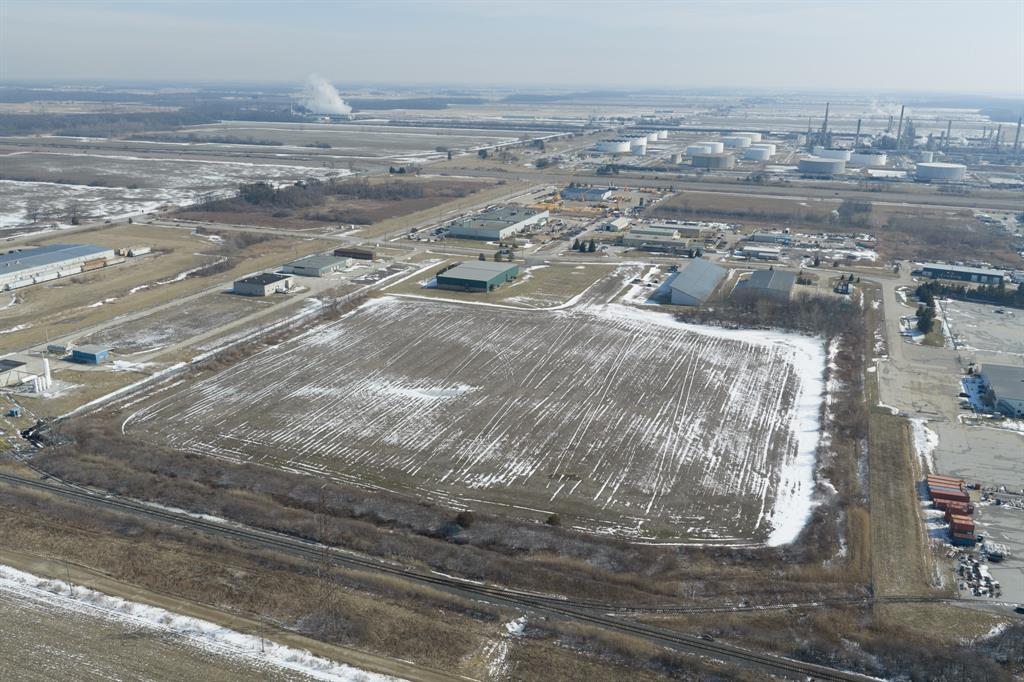 435 Polymoore Drive, St Clair, ON