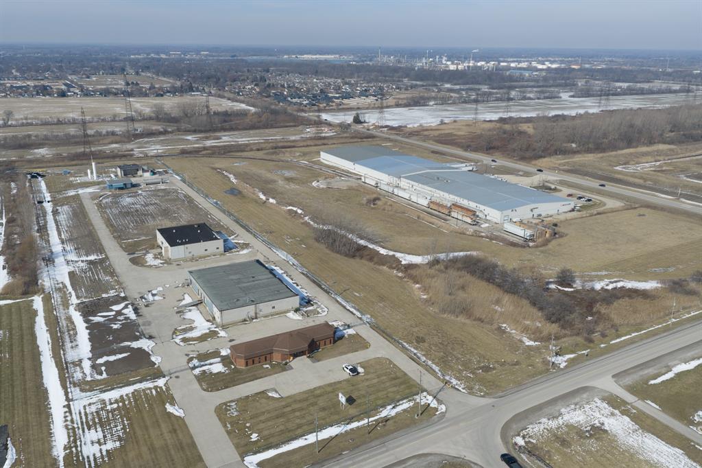 435 Polymoore Drive, St Clair, ON