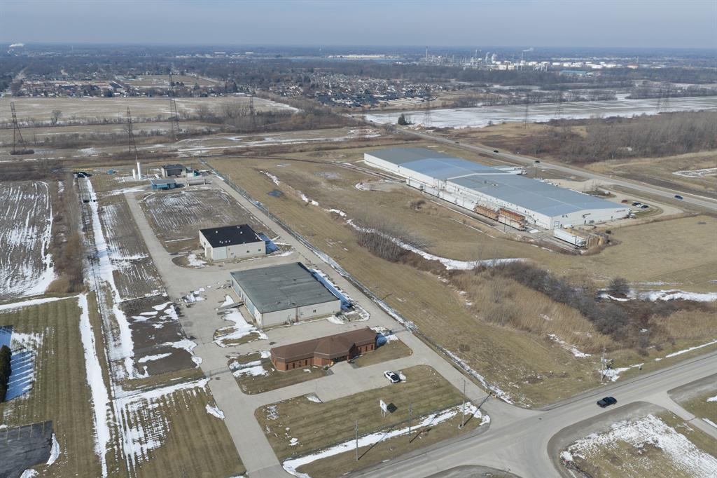 435 Polymoore Drive, St Clair, ON