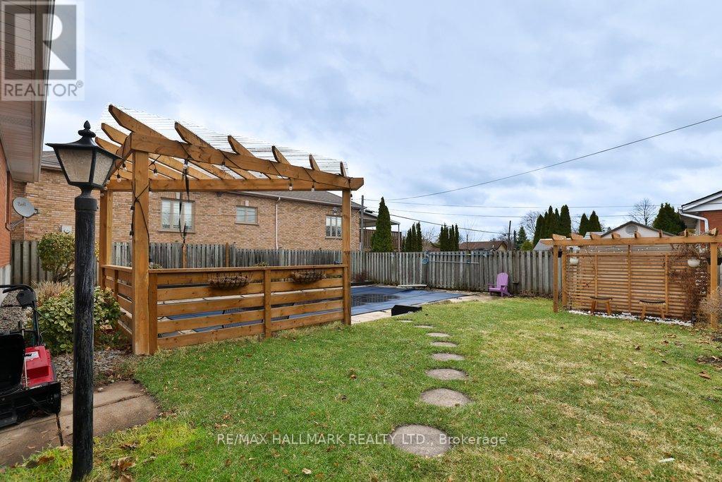 2334 Prospect Street, Burlington, ON - Outdoor