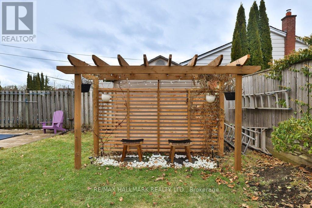 2334 Prospect Street, Burlington, ON - Outdoor