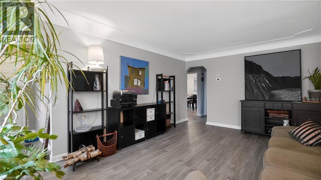 342 East 17Th Street, Hamilton, ON - Indoor