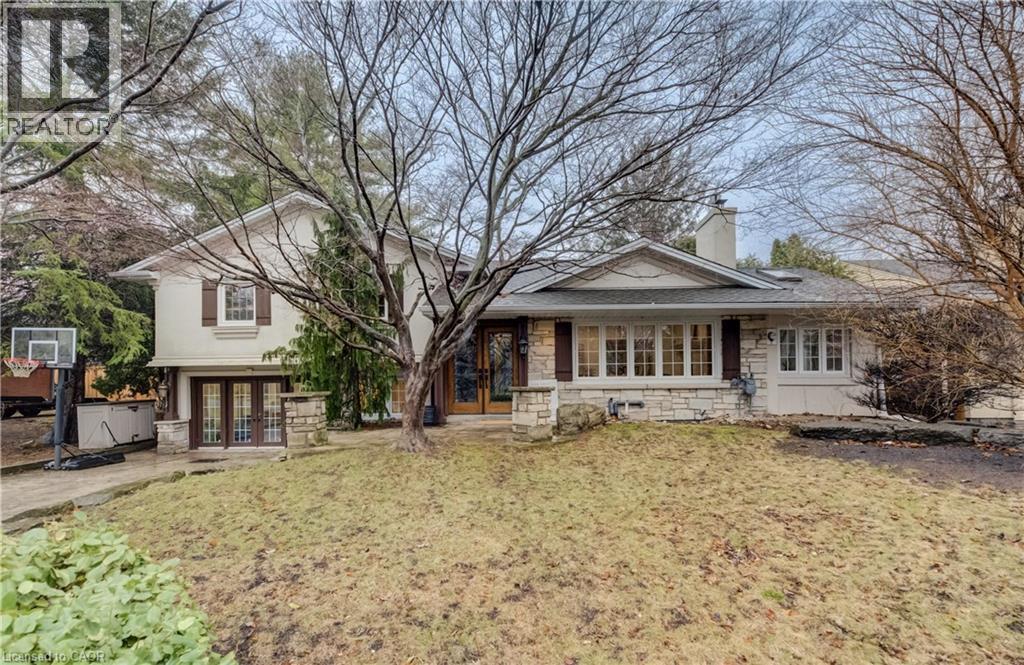 655 Ellengale Road, Burlington, ON - Outdoor With Facade