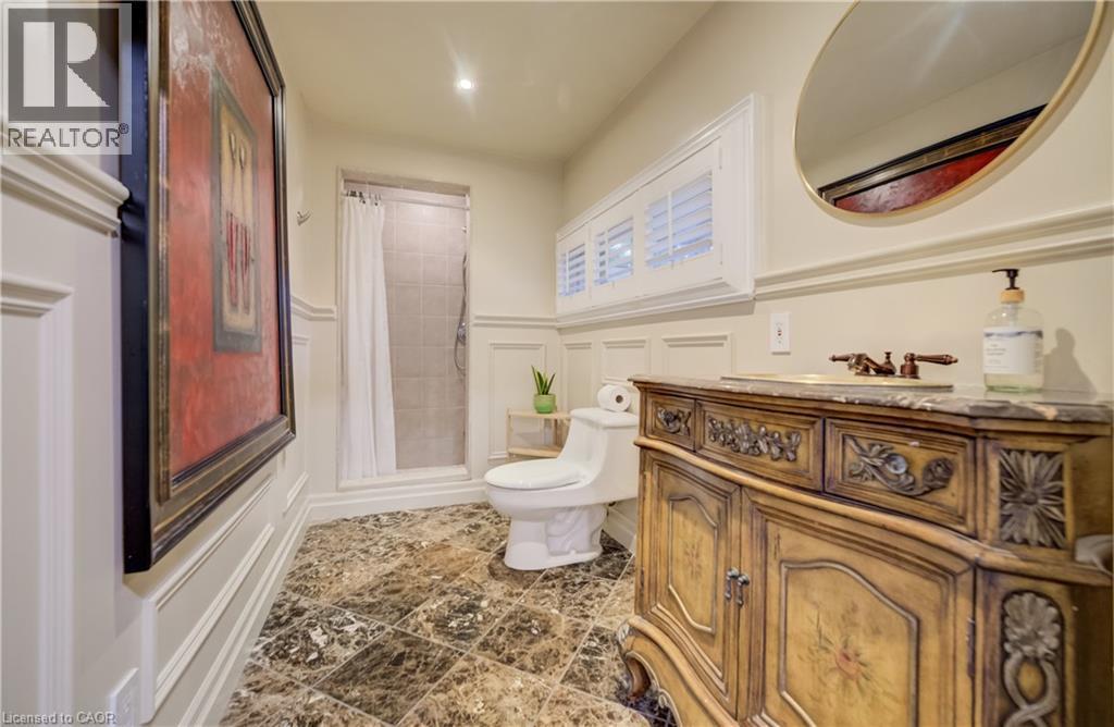 Lower Level 3pc Bath - 655 Ellengale Road, Burlington, ON - Indoor Photo Showing Bathroom