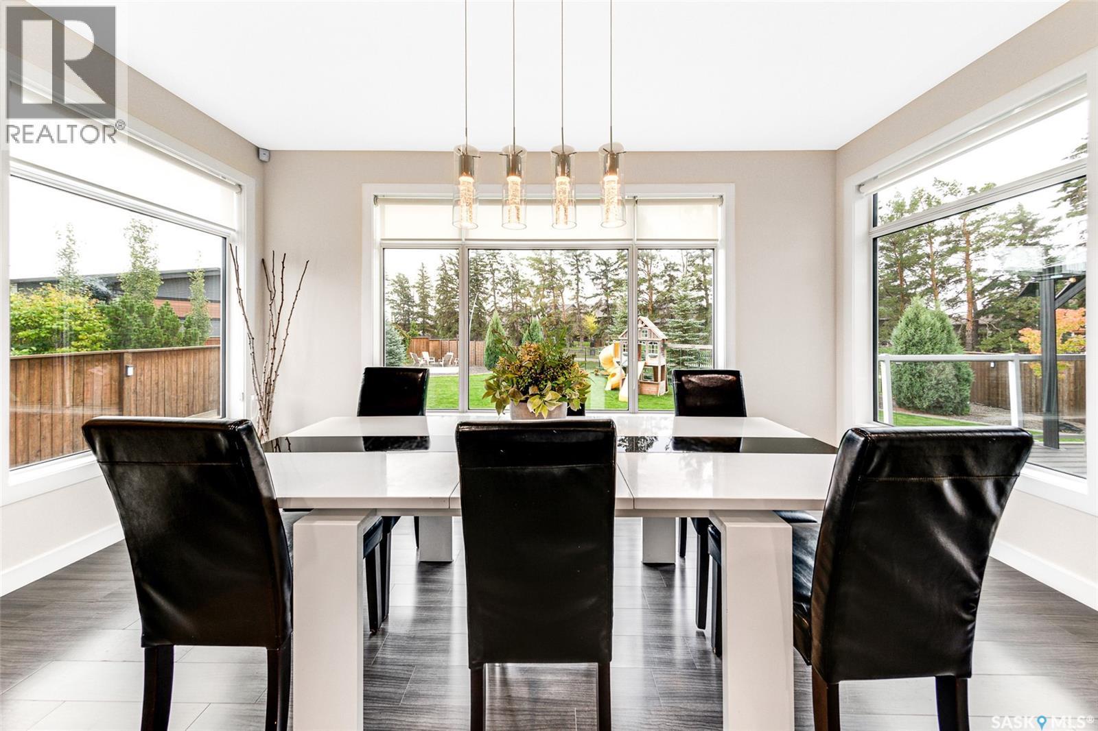 331 Atton Crescent, Saskatoon, SK - Indoor Photo Showing Dining Room