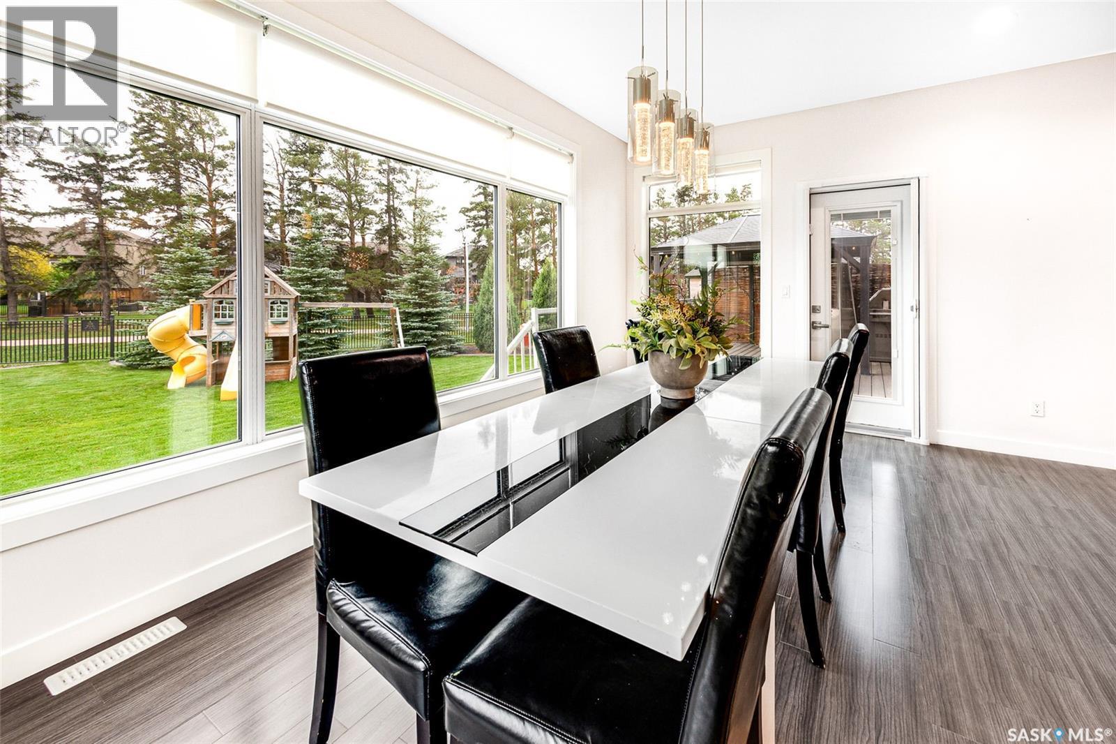 331 Atton Crescent, Saskatoon, SK - Indoor Photo Showing Dining Room