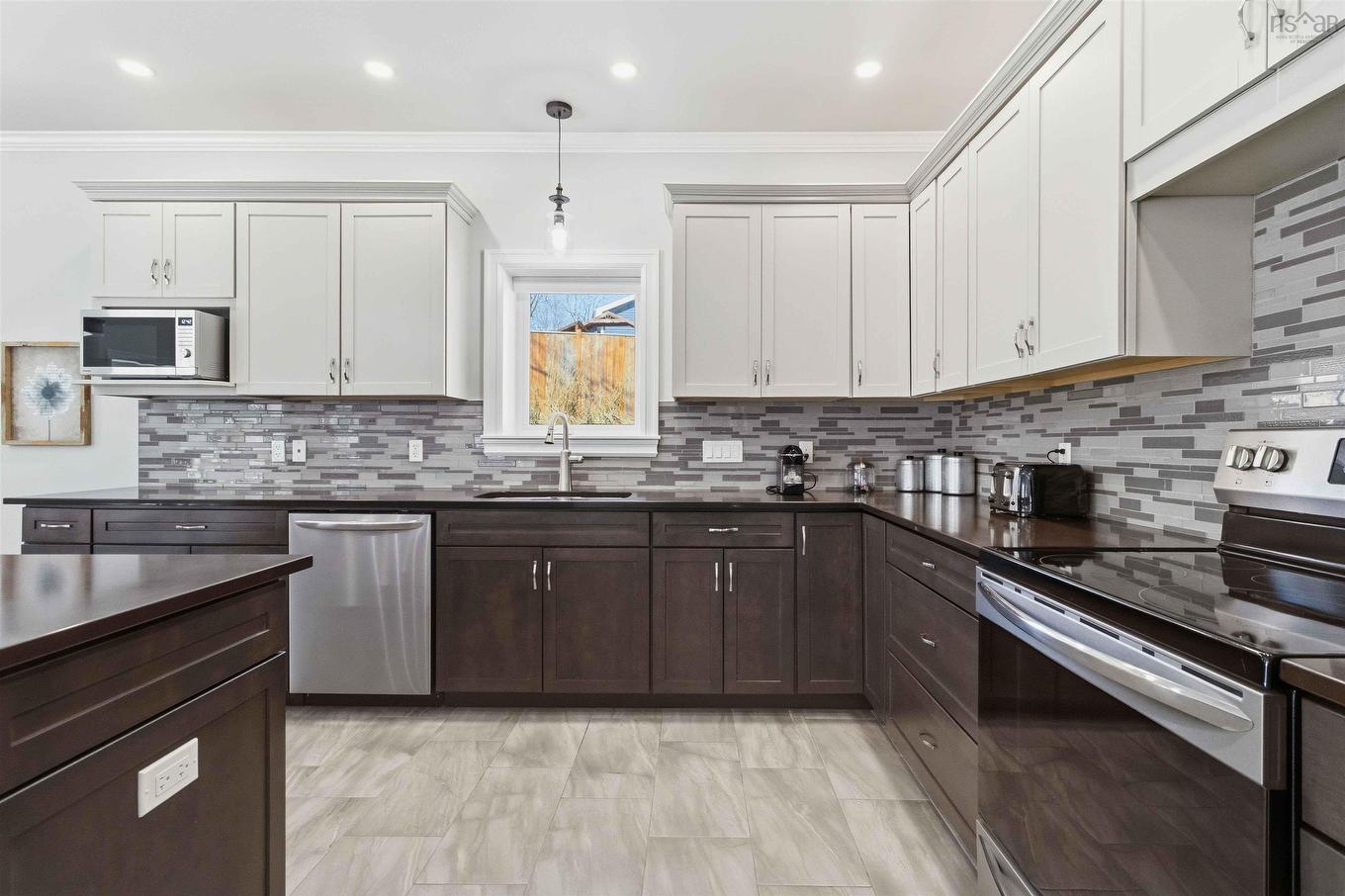 51 Cresthaven Court, Bridgewater, NS