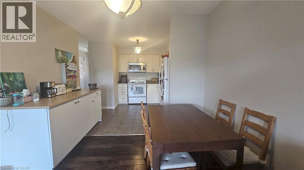 216 Featherstone Crescent, Kitchener, ON - Indoor