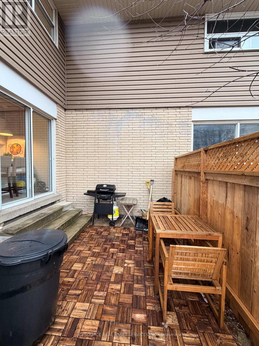 10 - 914 Mohawk Road E, Hamilton, ON - Outdoor With Deck Patio Veranda With Exterior