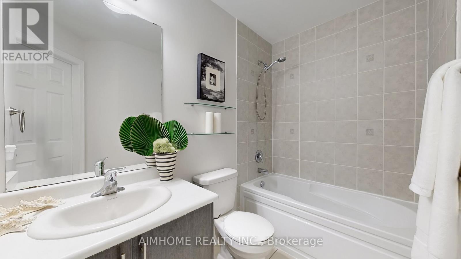 23 Victor Herbert Way, Markham, ON - Indoor Photo Showing Bathroom