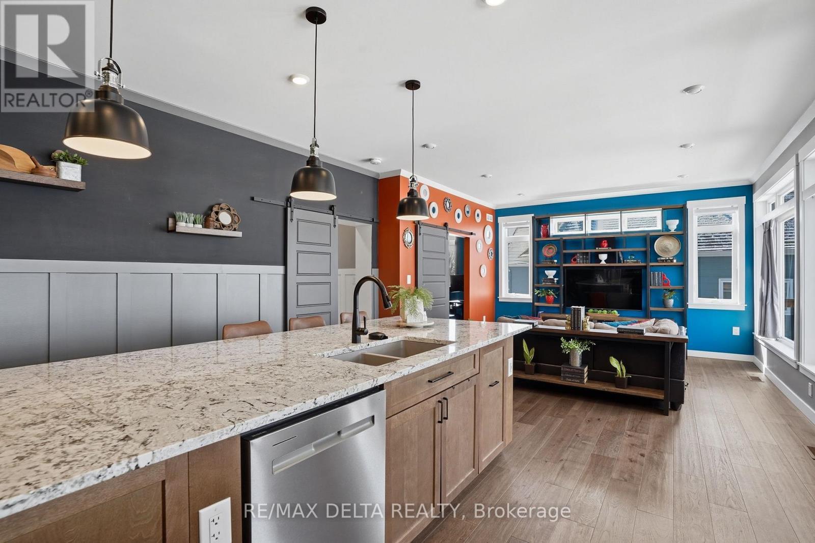 Entertain and cook - 100 Pendleton Street, Champlain, ON - Indoor Photo Showing Kitchen With Double Sink With Upgraded Kitchen