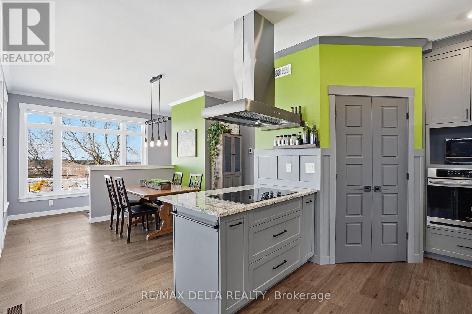 Beautiful stainess appliances. - 100 Pendleton Street, Champlain, ON - Indoor Photo Showing Kitchen