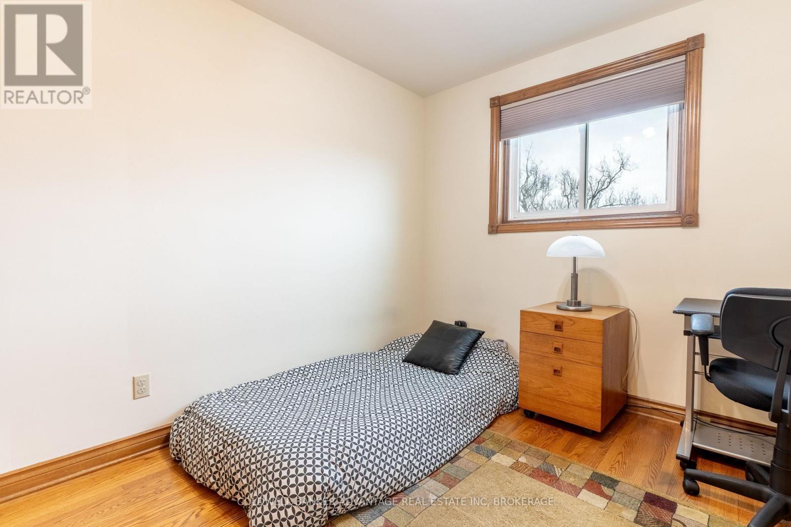 3rd Bedroom - 41 Adel Drive E, St. Catharines (Carlton/Bunting), ON - Indoor Photo Showing Bedroom