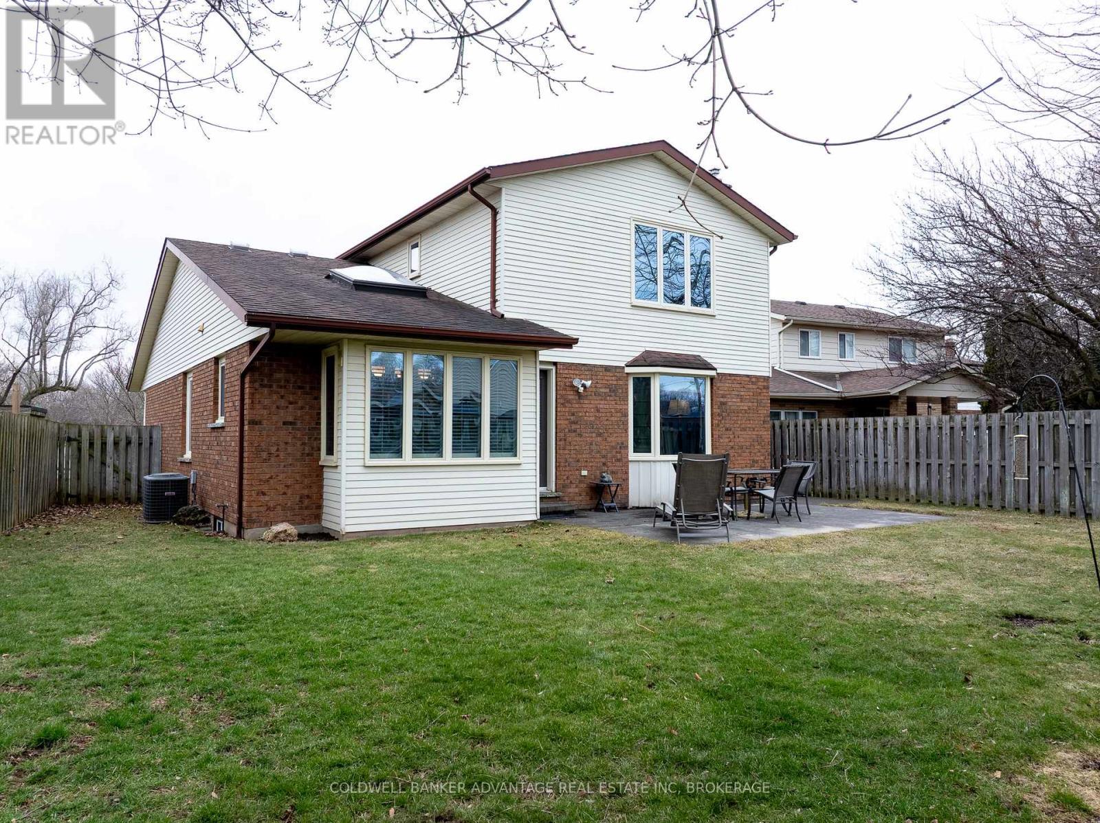 Back yard - 41 Adel Drive E, St. Catharines (Carlton/Bunting), ON - Outdoor