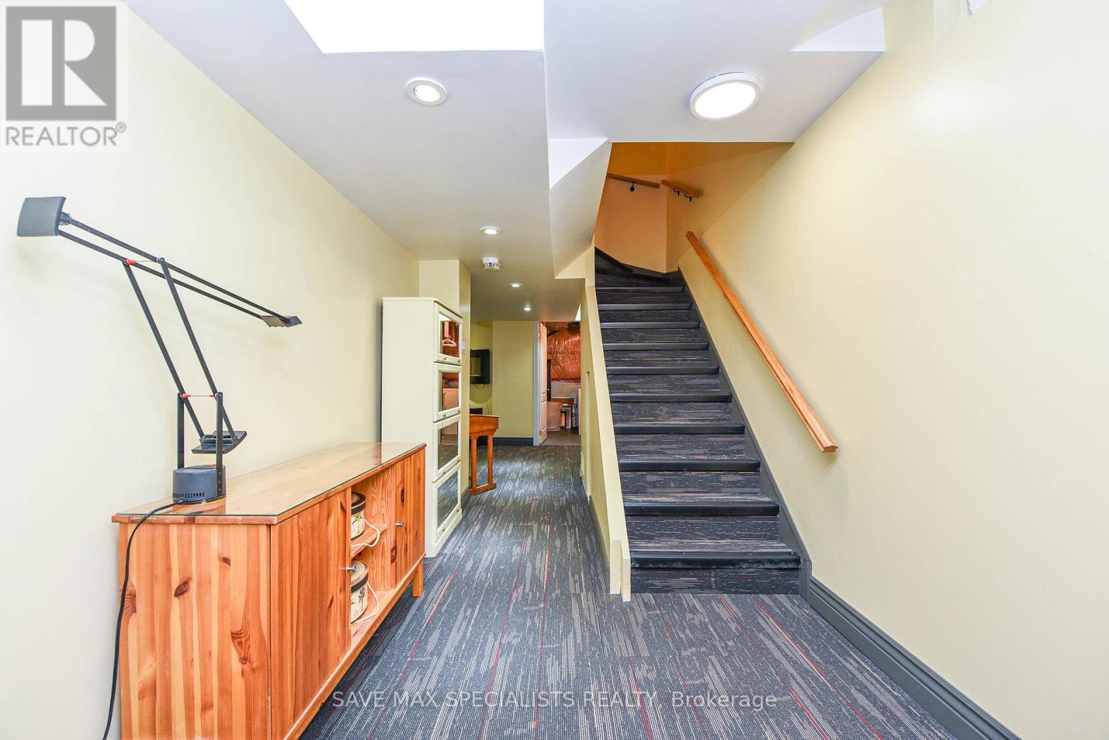 614 Lumberton Crescent, Mississauga, ON - Indoor Photo Showing Other Room