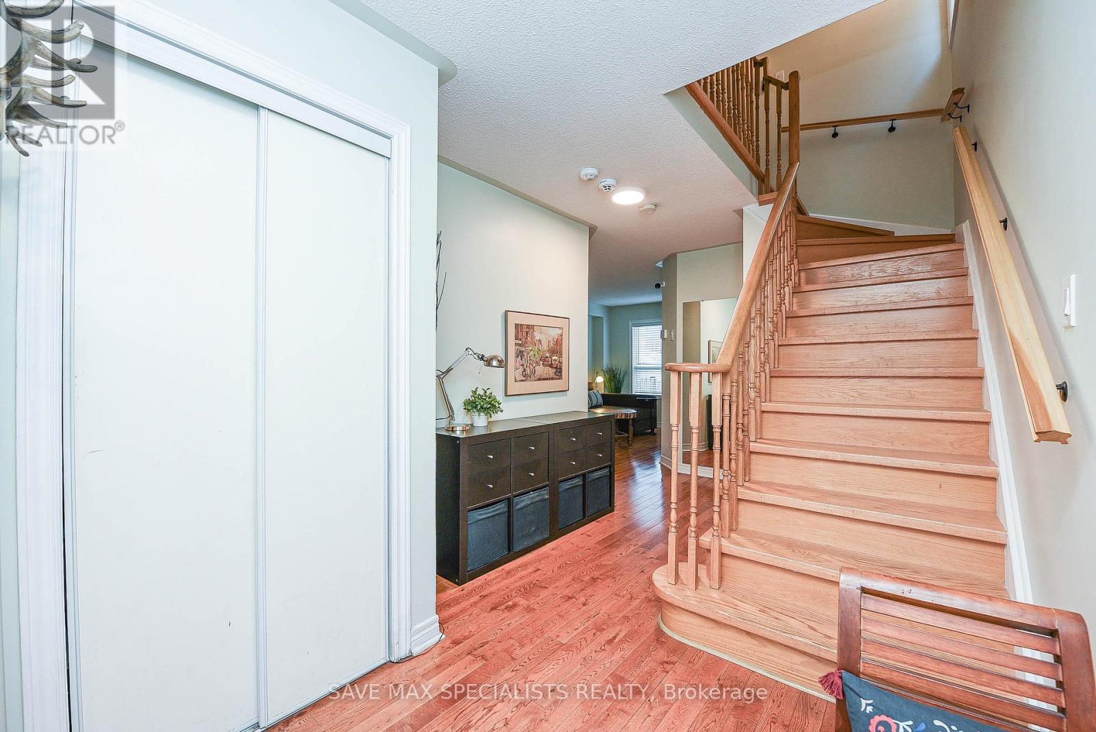 614 Lumberton Crescent, Mississauga, ON - Indoor Photo Showing Other Room