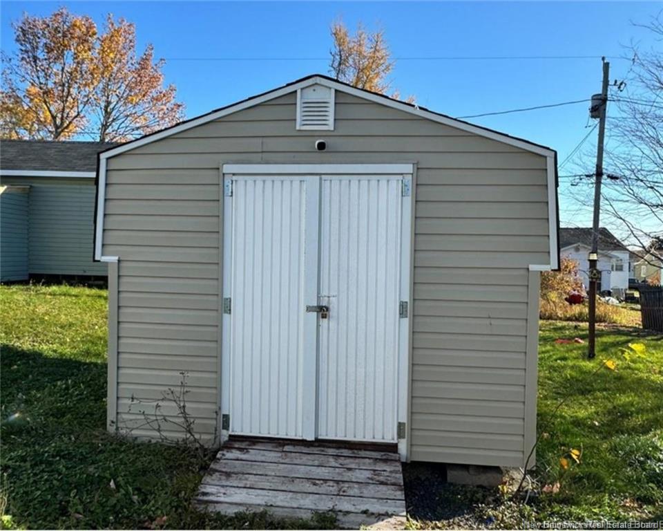 10 Copp St, Dieppe, NB