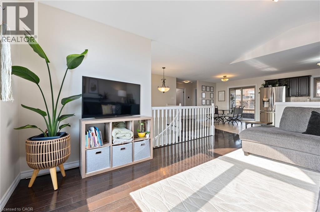 63 Redbud Crescent, Simcoe, ON - Indoor Photo Showing Other Room