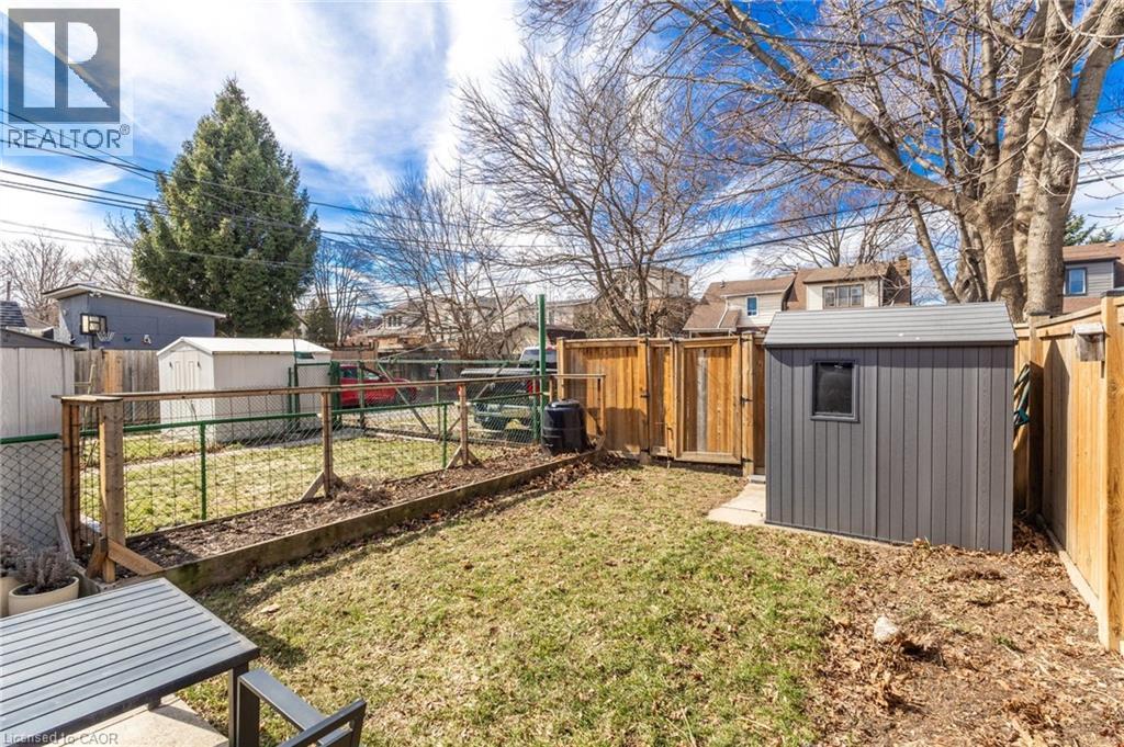 109 Grosvenor Avenue N, Hamilton, ON - Outdoor