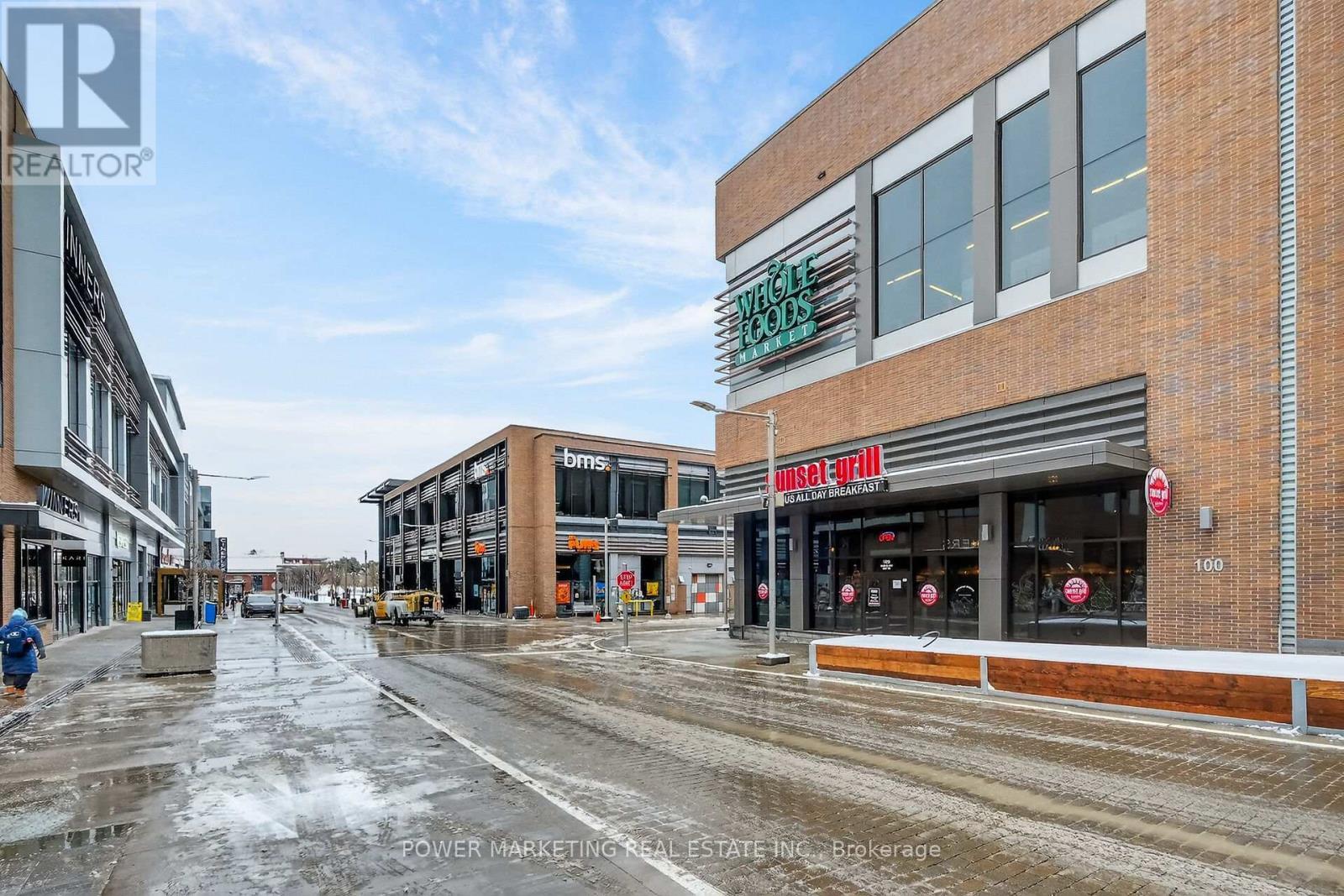 100 Marche Way, Ottawa, ON