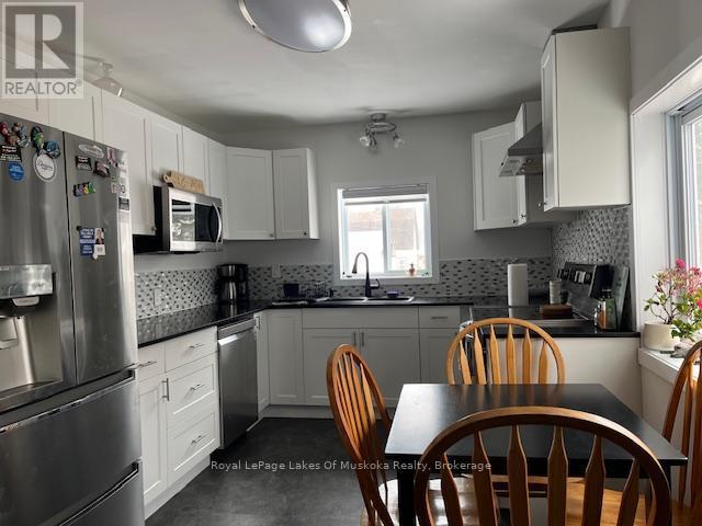 27 Lincoln Avenue, South River, ON - Indoor