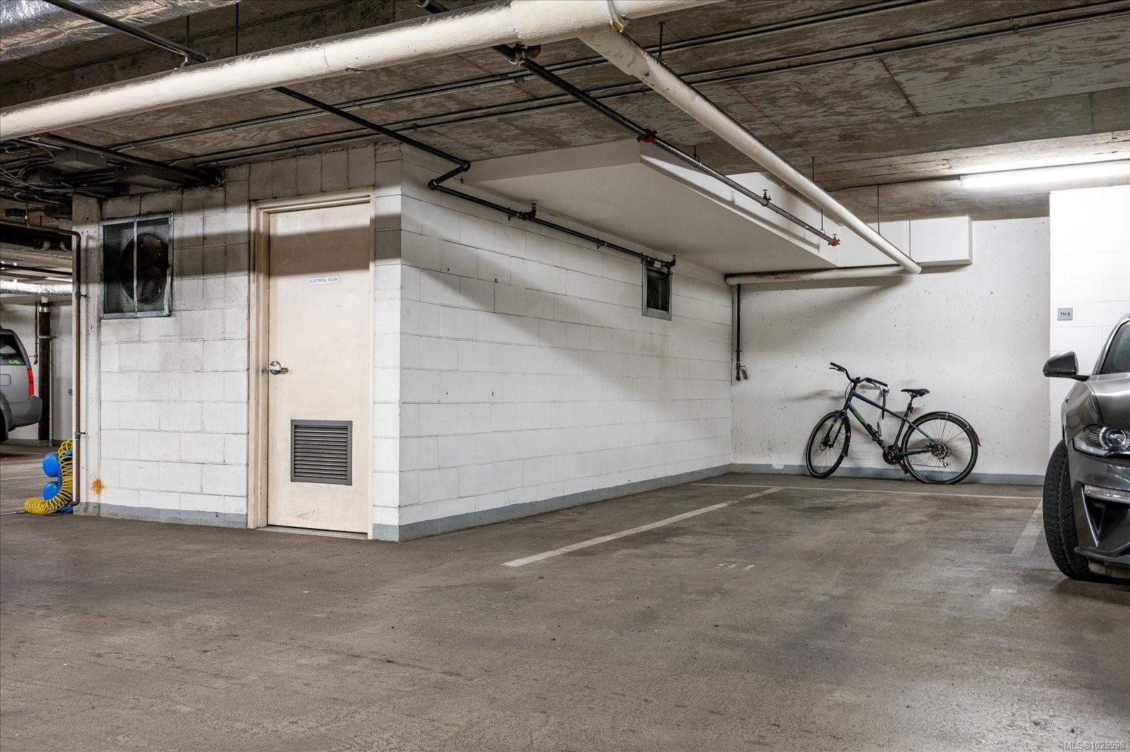 Th10-38 Front St, Nanaimo, BC