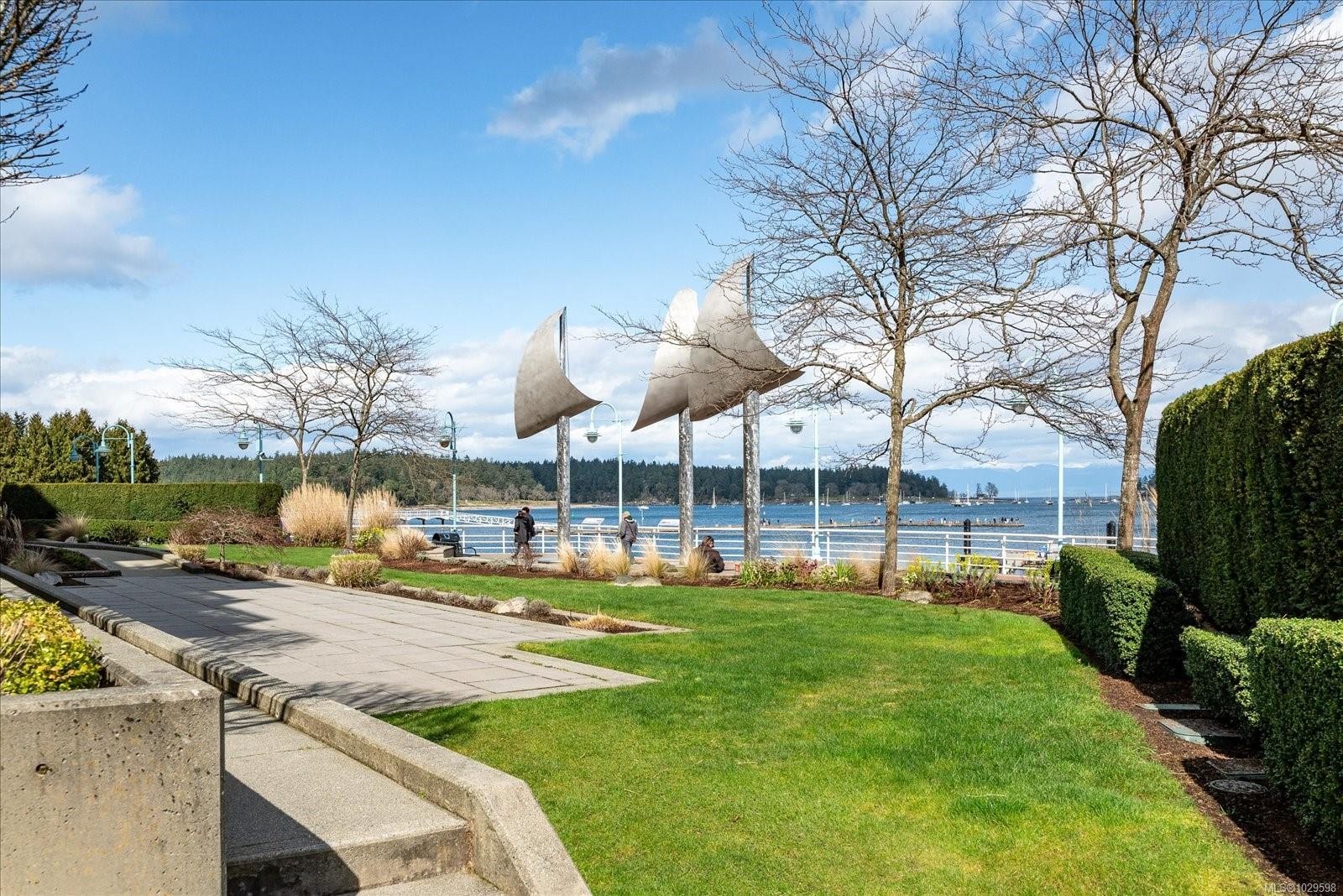 Th10-38 Front St, Nanaimo, BC